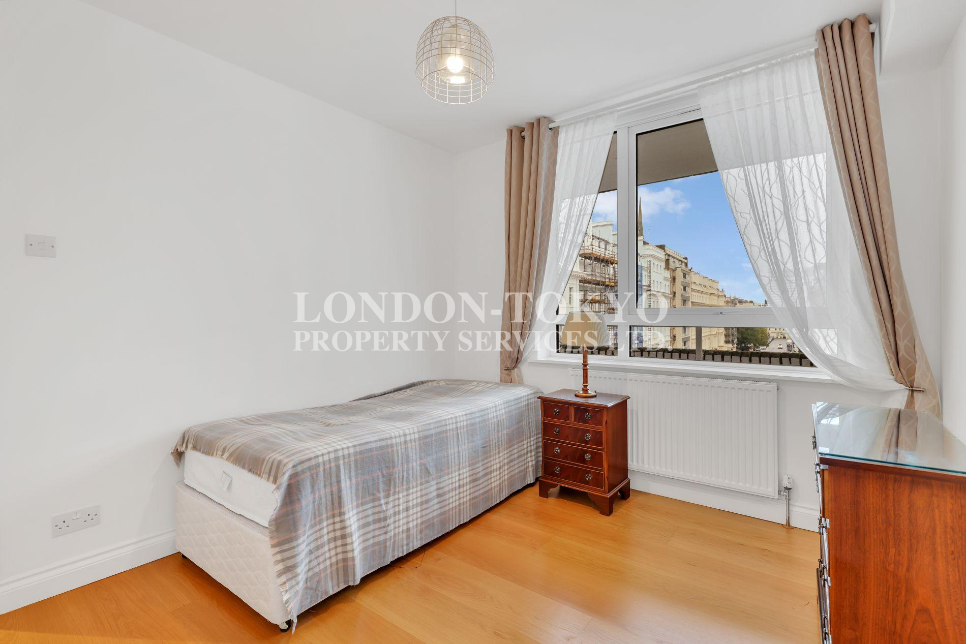 Hyde Park Towers W2 :: London-Tokyo Property Service